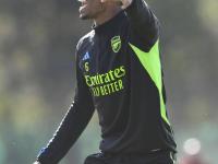 1xbet体育课程-热刺球员庆祝生日：备战下轮比赛欲送自己一份礼物的简单介绍