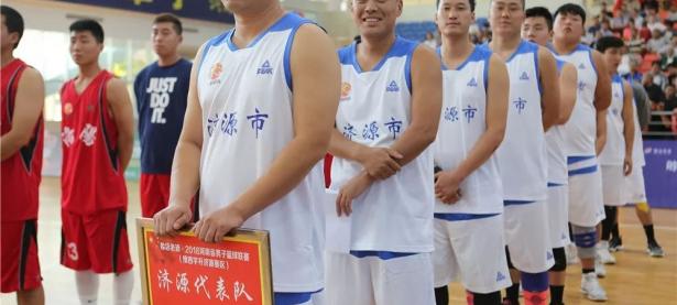 1xbet体育官网登录网址-猛龙总决赛开门红，球员不负众望展现出色实力的简单介绍