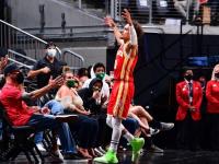 1xbet体育馆-包含开拓者胜老鹰，安东尼全场表现抢眼的词条