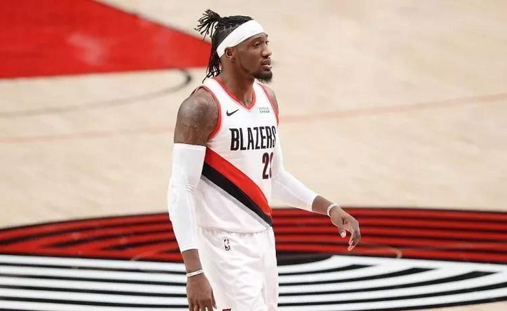 开拓者不敌爵士,遭遇连败 开拓者不敌爵士,遭遇连败