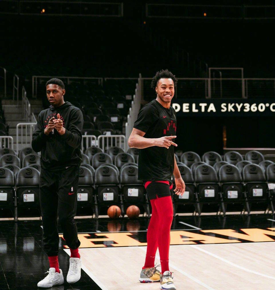 快船惨遭猛龙轻松晋级