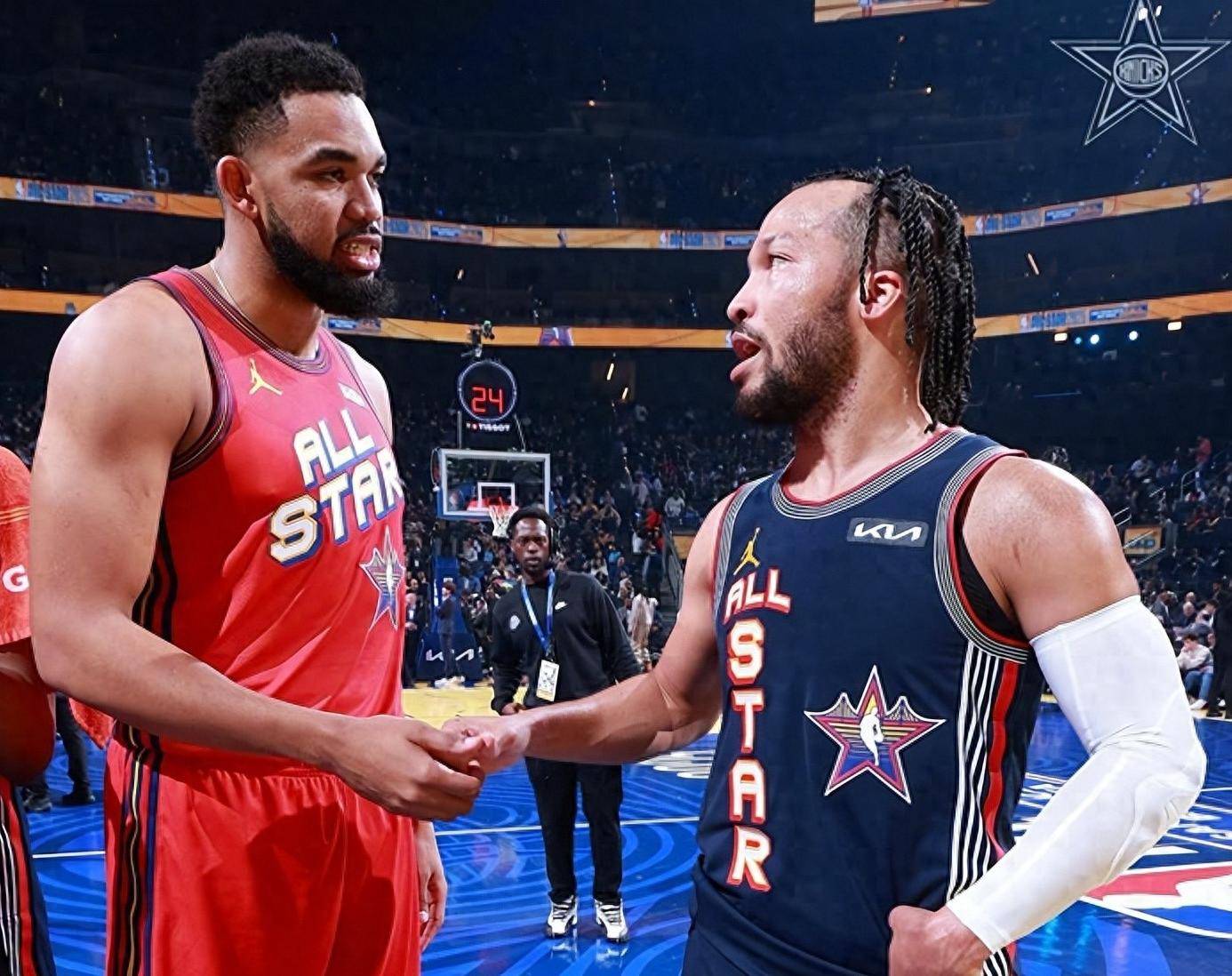 关于尼克斯队艰难取胜，球队团结拼搏的信息